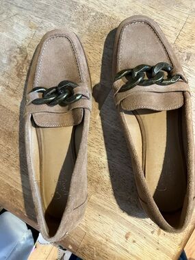 Crown Vintage Tan Suede Chain-Trim Loafers